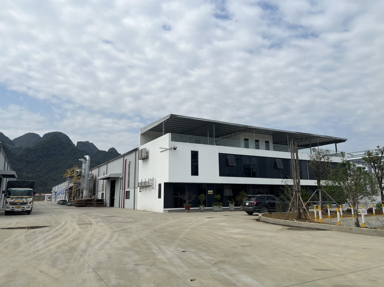 CÔNG TY CP CHẾ BIẾN GỖ HỢP THỊNH HÒA BÌNH